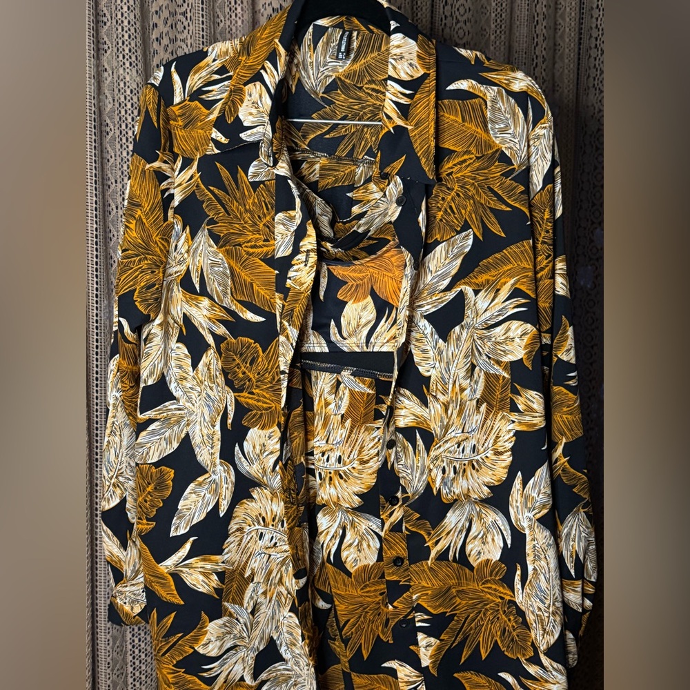 NWOT PrettyLittleThing Black 3 piece set - Picture 2 of 8